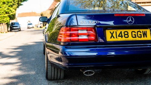 2001 Mercedes-Benz SL320 Te koop (foto 68 van 154)