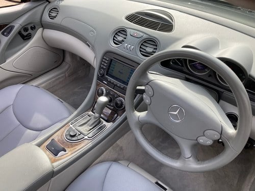 2006 Mercedes SL 350 Convertible à vendre (picture 29 of 93)