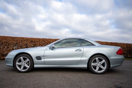 2005 Mercedes SL350 For Sale (picture 11 of 122)