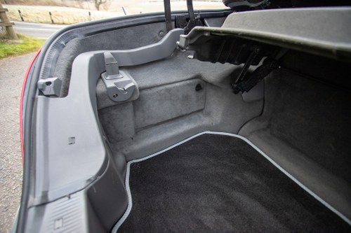 2005 Mercedes SL350 For Sale (picture 68 of 122)