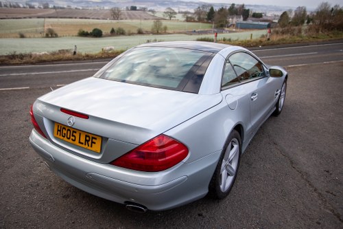 2005 Mercedes SL350 For Sale (picture 22 of 122)