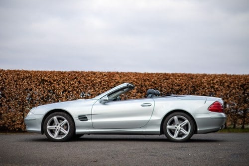 2005 Mercedes SL350 For Sale (picture 8 of 122)