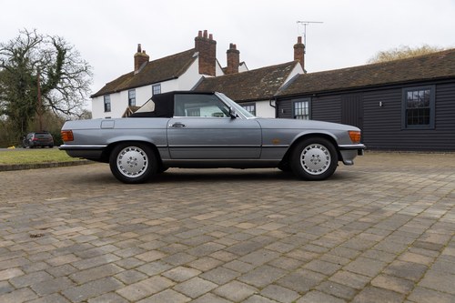 1989 Mercedes-Benz 500 SL In vendita (immagine 15 di 210)