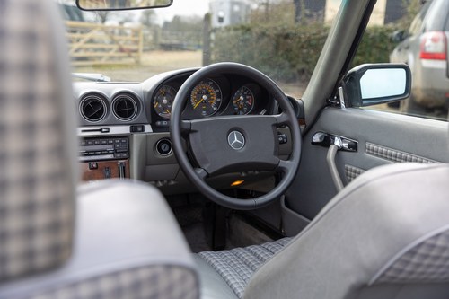 1989 Mercedes-Benz 500 SL In vendita (immagine 73 di 210)