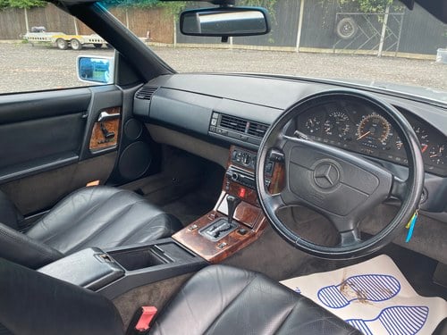 1992 Mercedes-Benz SL500 In vendita (immagine 15 di 98)