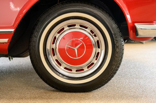 1965 Mercedes-Benz 230SL Pagoda (W113) à vendre (picture 17 of 151)