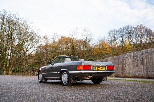 1988 Mercedes-Benz 300SL R107 En venta (imagen 21 de 156)