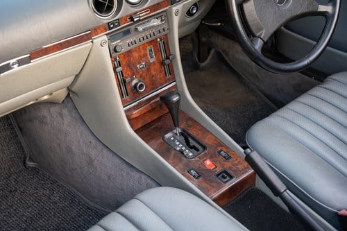 1988 Mercedes-Benz 300SL R107 En venta (imagen 44 de 156)