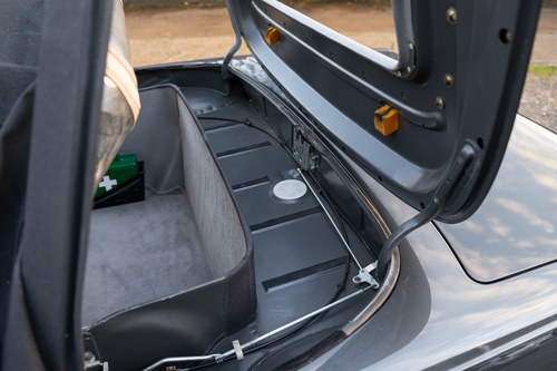 1988 Mercedes-Benz 300SL R107 En venta (imagen 82 de 156)