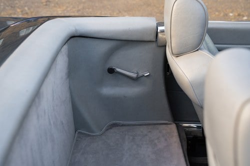 1988 Mercedes-Benz 300SL R107 En venta (imagen 49 de 156)