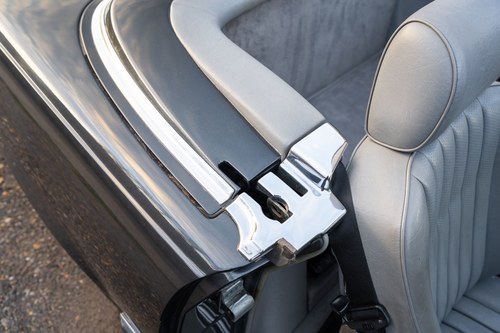 1988 Mercedes-Benz 300SL R107 En venta (imagen 48 de 156)