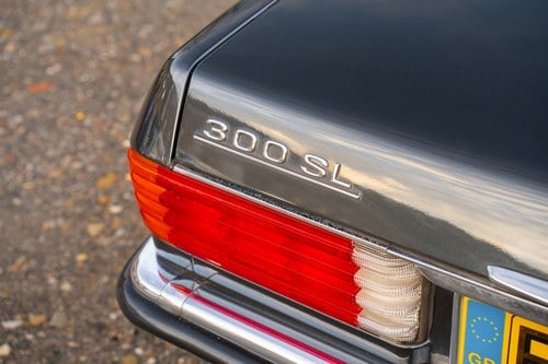 1988 Mercedes-Benz 300SL R107 En venta (imagen 116 de 156)