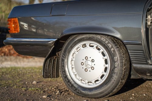 1988 Mercedes-Benz 300SL R107 En venta (imagen 36 de 156)