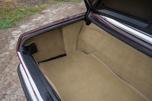 1981 Mercedes-Benz R107 500SL LHD En venta (imagen 78 de 148)