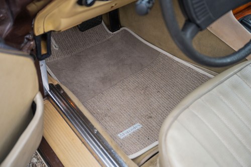 1981 Mercedes-Benz R107 500SL LHD En venta (imagen 52 de 148)