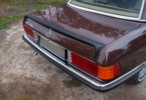 1981 Mercedes-Benz R107 500SL LHD En venta (imagen 100 de 148)