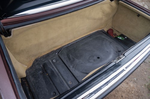 1981 Mercedes-Benz R107 500SL LHD En venta (imagen 76 de 148)