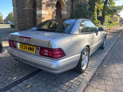 1999 Mercedes-Benz SL280 (R129) En venta (imagen 23 de 150)