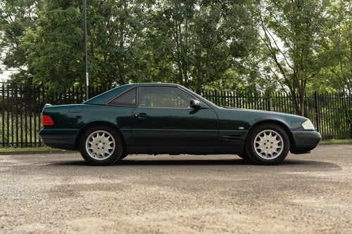 1991 Mercedes-Benz SL320 (R129) For Sale (picture 17 of 123)