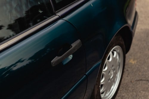 1991 Mercedes-Benz SL320 (R129) For Sale (picture 72 of 123)