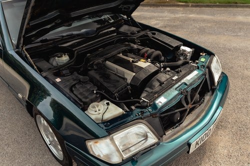 1991 Mercedes-Benz SL320 (R129) For Sale (picture 89 of 123)