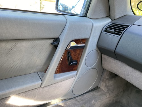 RESERVE LOWERED - 1992 Mercedes-Benz SL300 zum Verkauf (Bild 36 von 78)