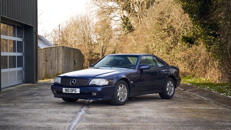 1995 Mercedes-Benz SL320 R129 For Sale (picture 1 of 198)