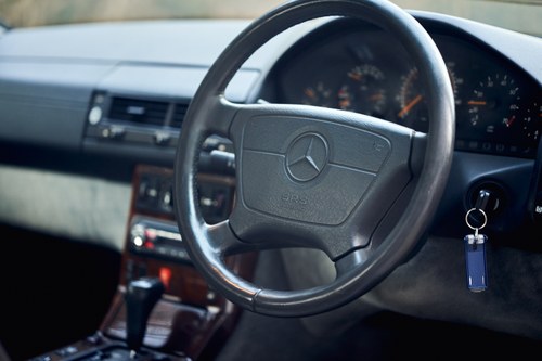 1995 Mercedes-Benz SL320 R129 En venta (imagen 85 de 198)