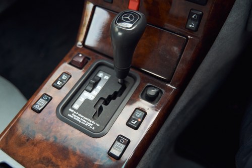 1995 Mercedes-Benz SL320 R129 En venta (imagen 82 de 198)