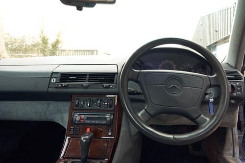 1995 Mercedes-Benz SL320 R129 En venta (imagen 54 de 198)