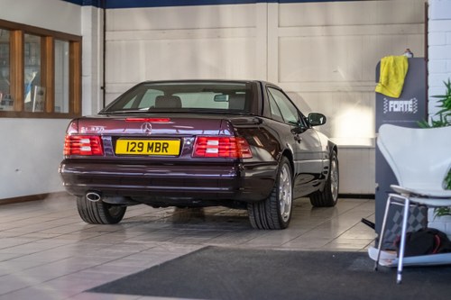 2001 Mercedes-Benz R129 SL320 Designo For Sale (picture 9 of 110)