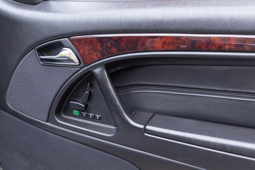 1998 Mercedes-Benz SL320 (R129) zum Verkauf (Bild 49 von 185)