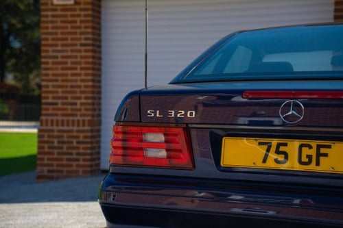 2001 Mercedes-Benz SL320 SL Edition (R129) Auto Te koop (foto 127 van 215)