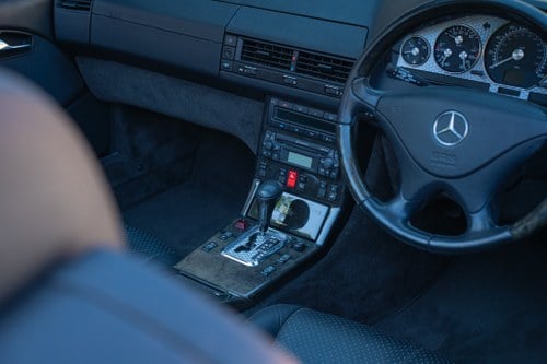 2001 Mercedes-Benz SL320 SL Edition (R129) Auto Te koop (foto 41 van 215)