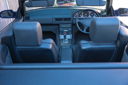2001 Mercedes-Benz SL320 SL Edition (R129) Auto Te koop (foto 36 van 215)