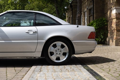 1999 Mercedes-Benz SL320 (R129) à venda (imagem 167 de 252)