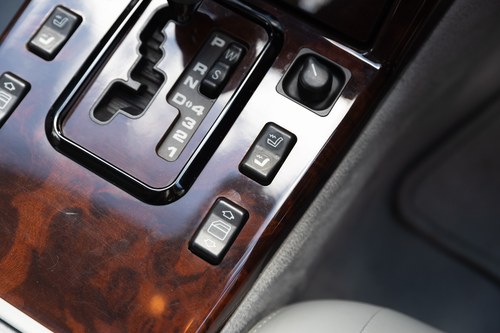 1999 Mercedes-Benz SL320 (R129) à venda (imagem 118 de 252)