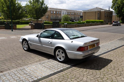 1999 Mercedes-Benz SL320 (R129) à venda (imagem 36 de 252)