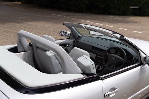 1999 Mercedes-Benz SL320 (R129) à venda (imagem 91 de 252)