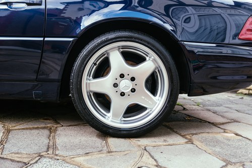 2001 Mercedes-Benz SL320 (R129) zum Verkauf (Bild 29 von 122)