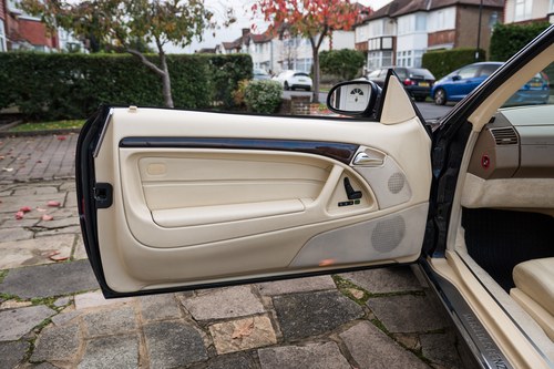 2001 Mercedes-Benz SL320 (R129) zum Verkauf (Bild 38 von 122)