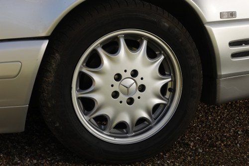 1997 Mercedes-Benz SL320 AMG For Sale (picture 27 of 161)