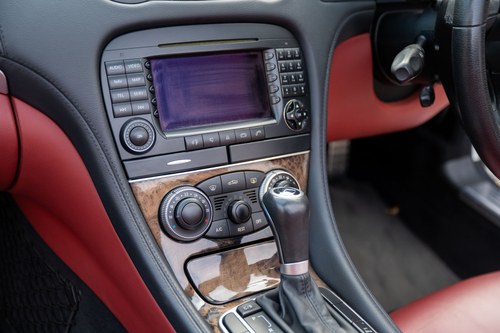 2007 Mercedes-Benz SL350 (R230) zum Verkauf (Bild 55 von 171)