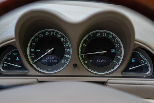 2005 Mercedes Benz SL500 auto (R230) zum Verkauf (Bild 42 von 142)