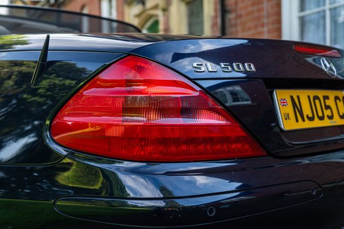 2005 Mercedes Benz SL500 auto (R230) zum Verkauf (Bild 93 von 142)