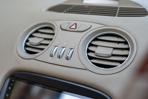 2005 Mercedes Benz SL500 auto (R230) zum Verkauf (Bild 38 von 142)