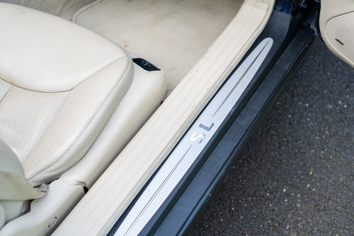 2005 Mercedes Benz SL500 auto (R230) zum Verkauf (Bild 39 von 142)
