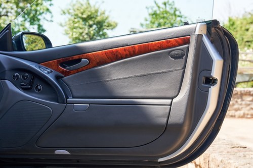 2004 Mercedes R230 SL500 Brabus zum Verkauf (Bild 45 von 204)