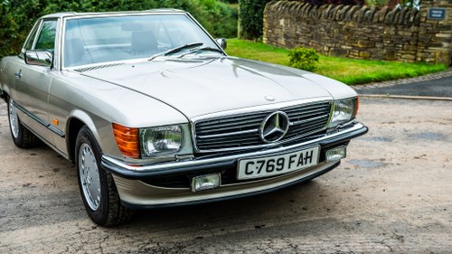 1986 Mercedes-Benz SL500 (R107) In vendita (immagine 61 di 195)