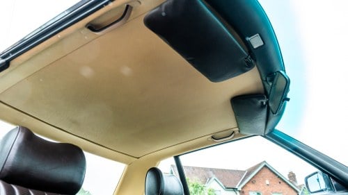 1986 Mercedes-Benz SL500 (R107) In vendita (immagine 38 di 195)